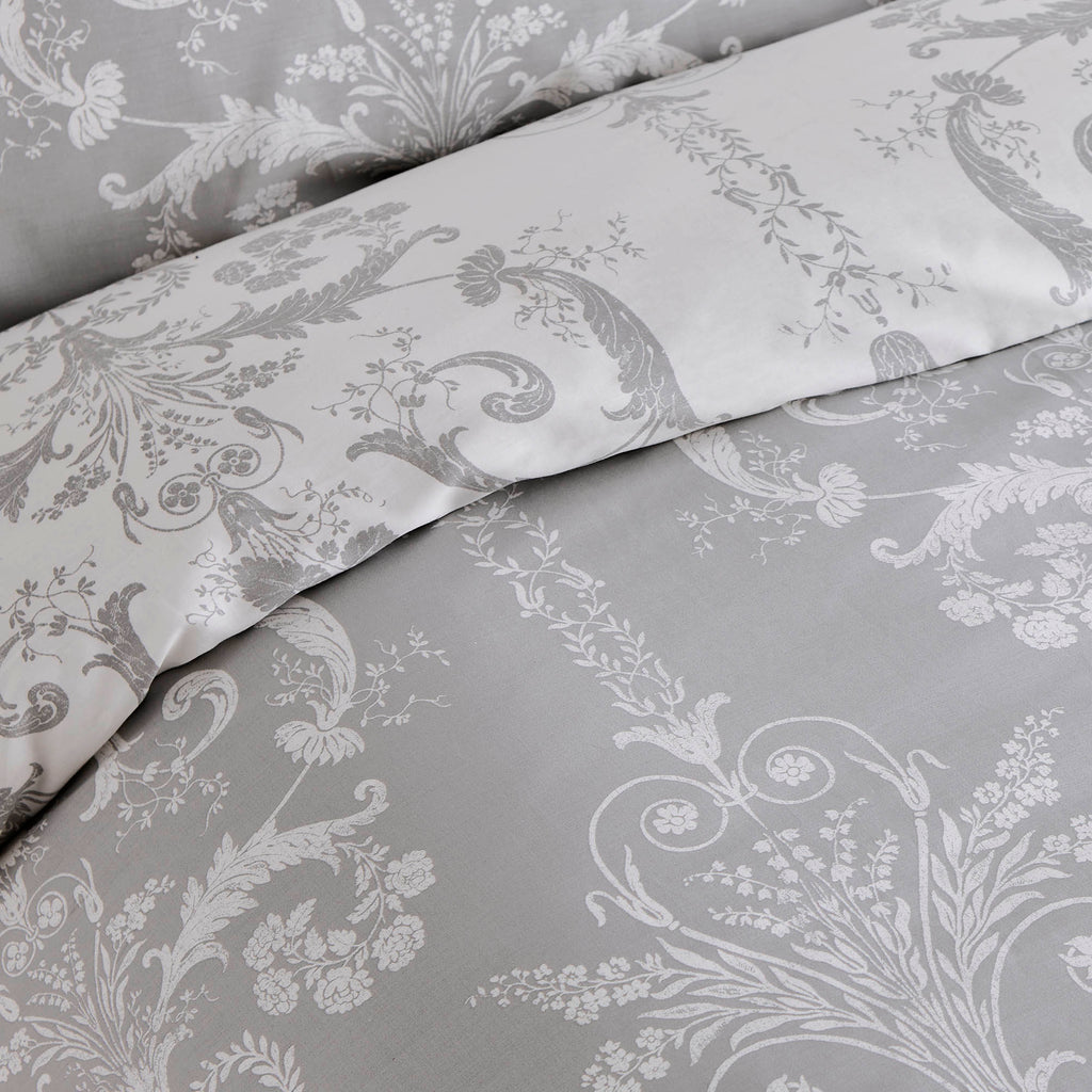 Laura Ashley Josette Quilt Set