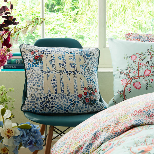 Cath Kidston チャールズ3世 クッション Cath Kidston Kindness Mid Blue 45cm x 45cm Polyester Filled