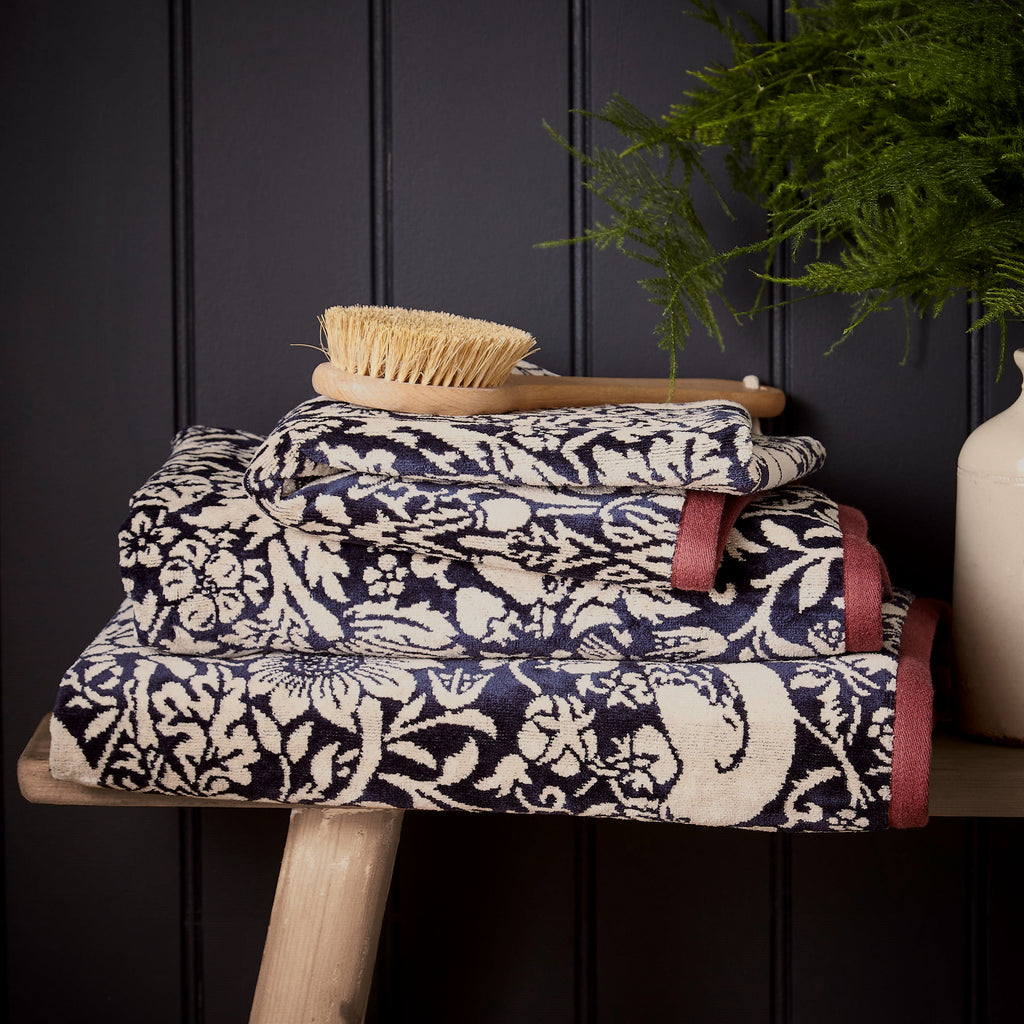 Morris & Co Strawberry Thief 60% Cotton/40% Modal 600gsm Towels