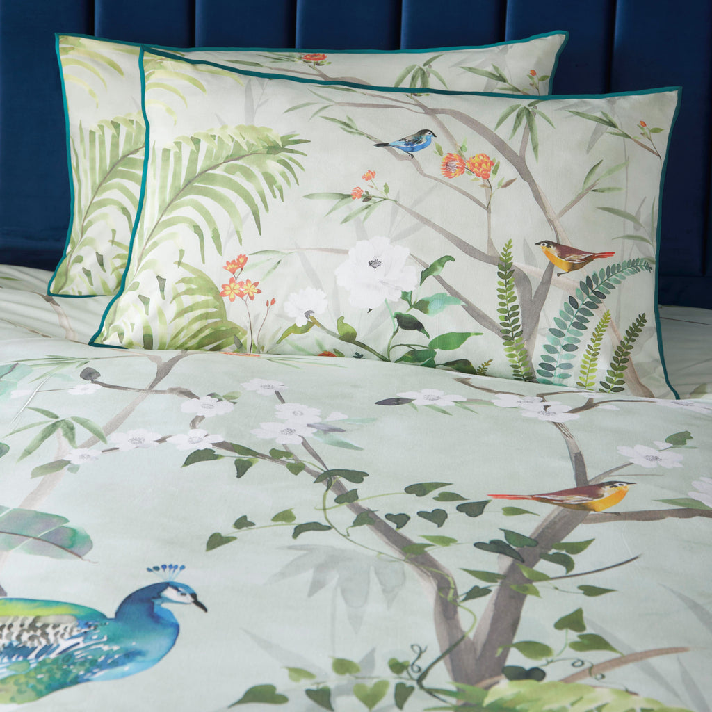 Soiree Peacock Jungle Green Duvet Set