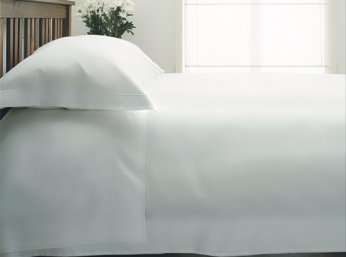 Belledorm Egyptian Cotton Sateen White 400 Thread Count Sheets