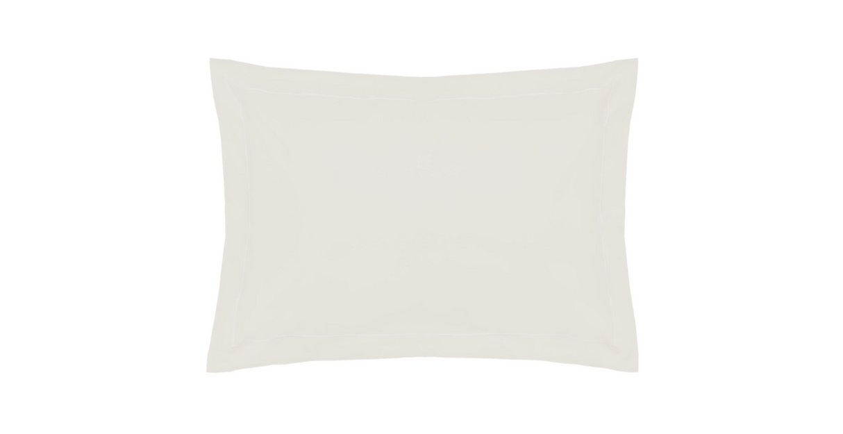 Belledorm 200TC 50% Polyester/50% Cotton Ivory Sheets