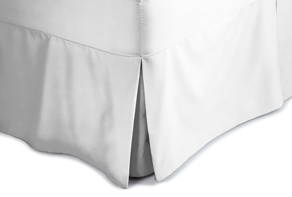 Belledorm 200TC 50% Polyester/50% Cotton White Sheets