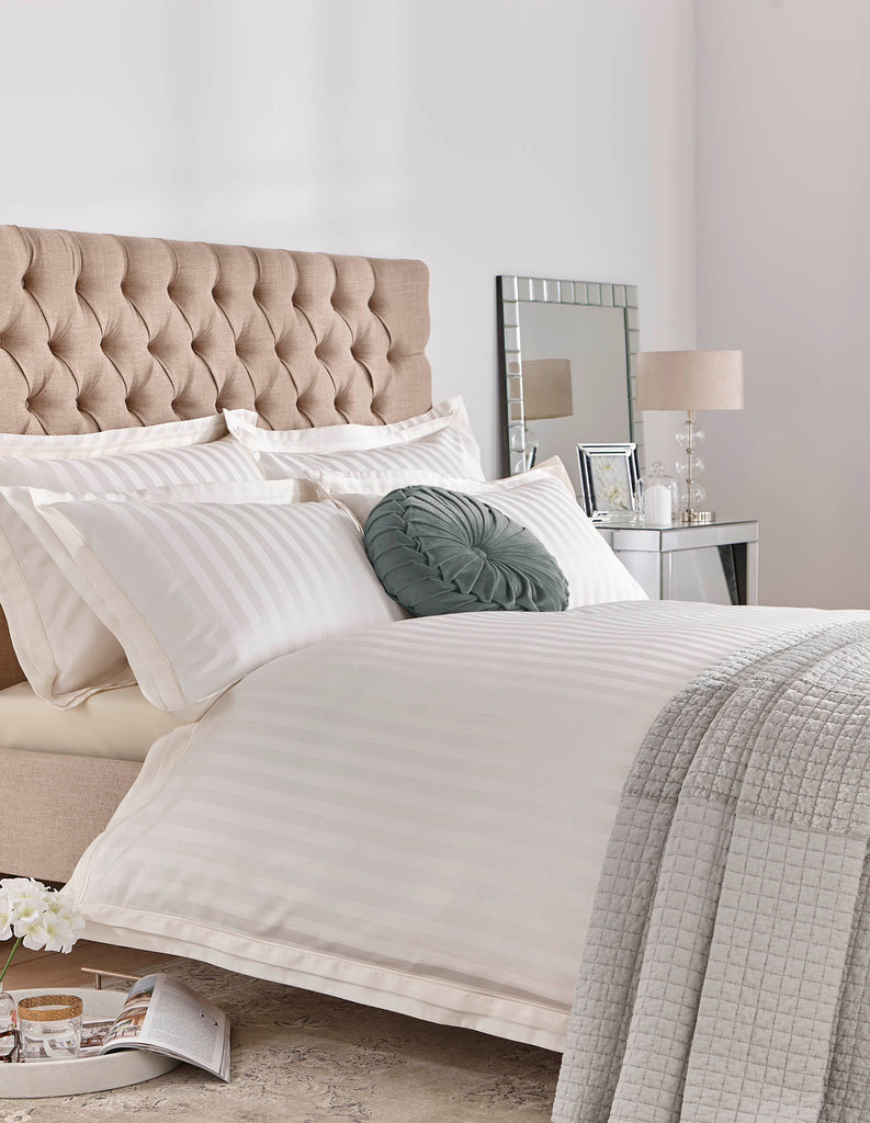 Laura Ashley Shalford Duvet Set