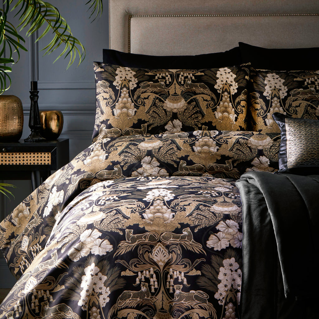 Laurence Llewelyn Bowen Suburban Jungle Black/Gold Duvet Set