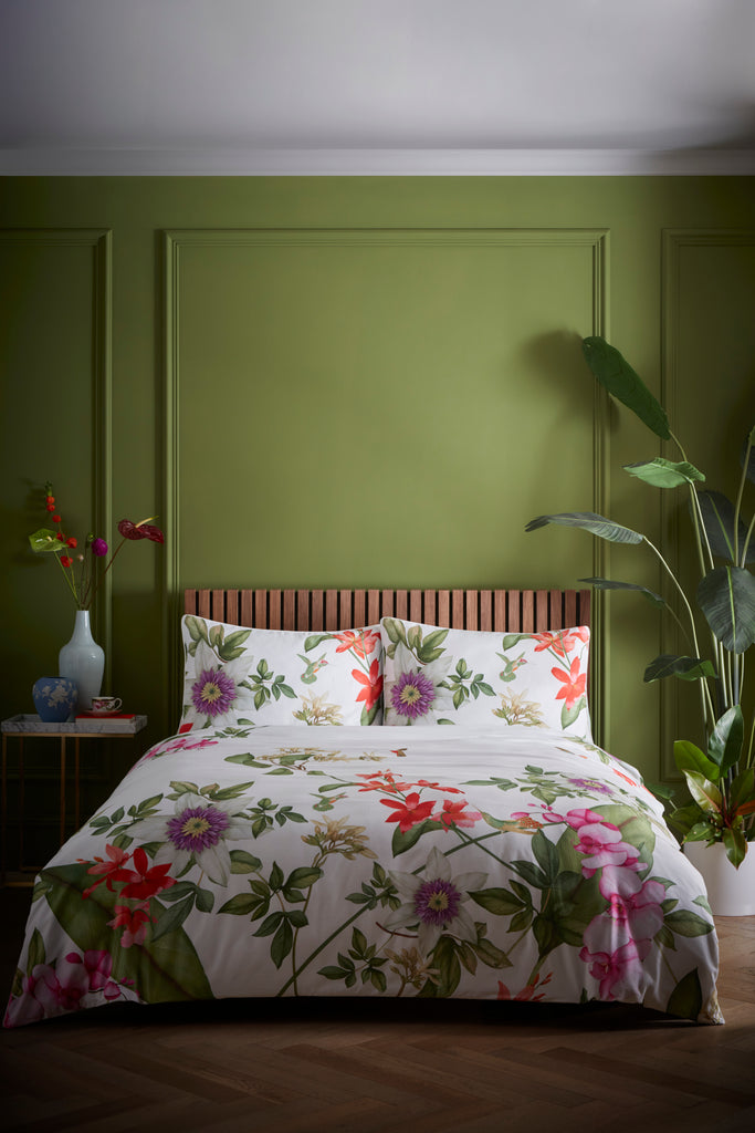 Wedgwood Hummingbird White Duvet Set