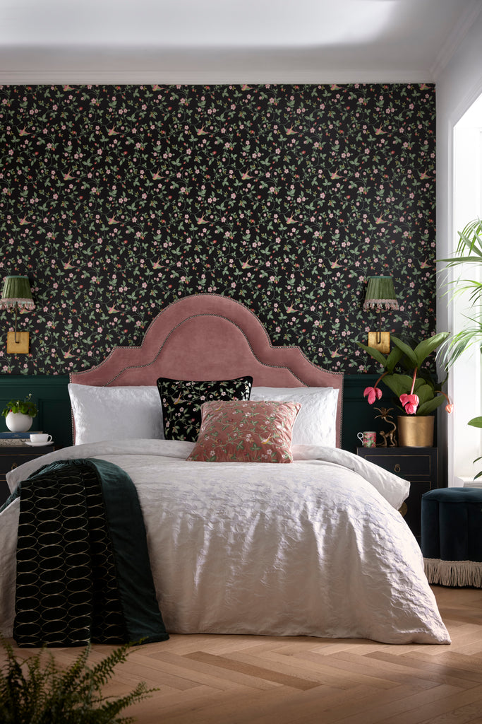 Wedgwood Wild Strawberry White Duvet Set