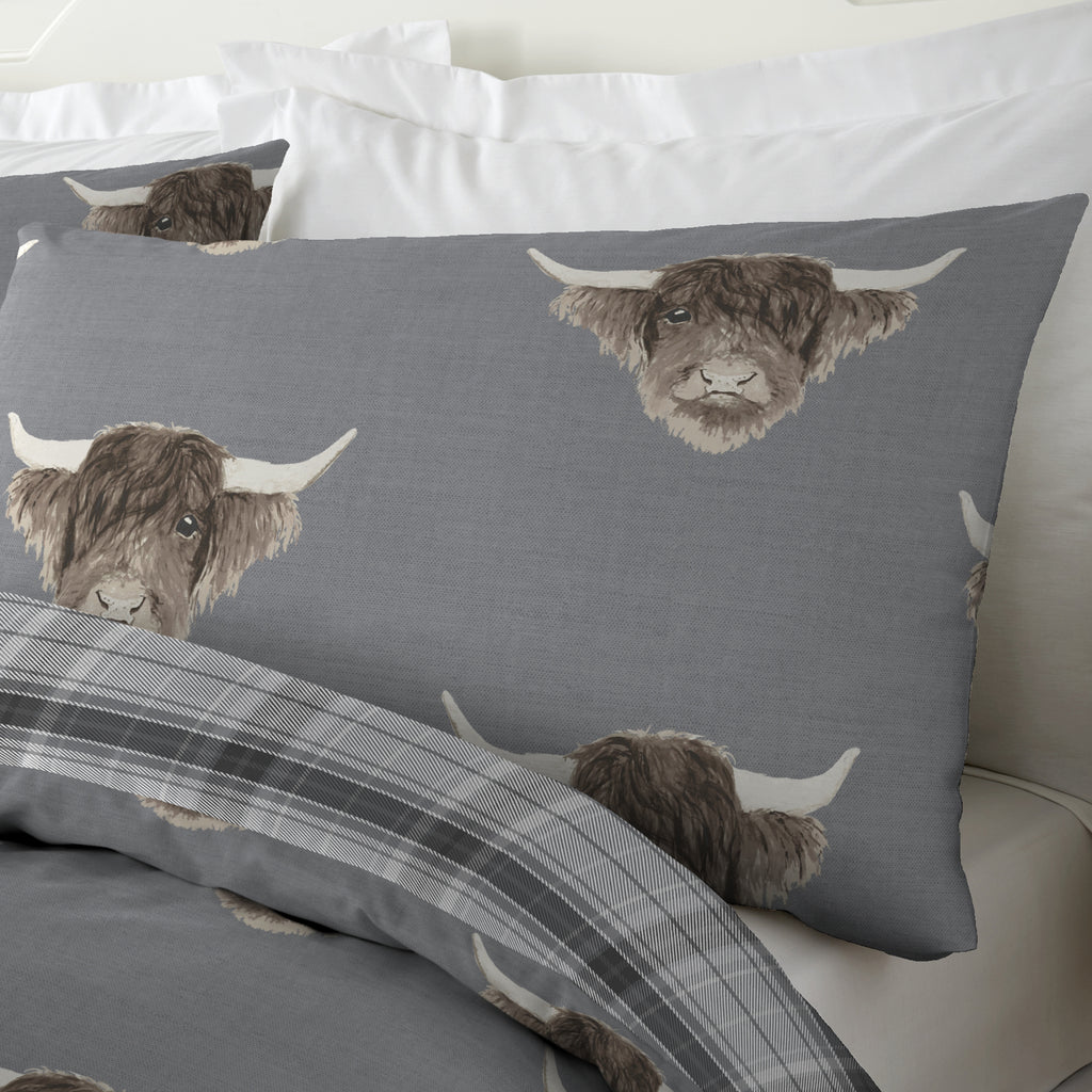 Fusion Bedding Highland Cow Duvet Set