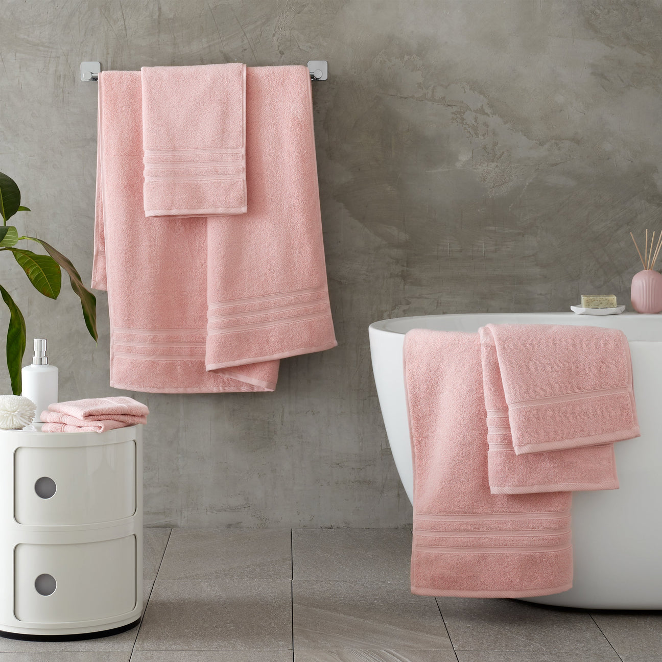 Catherine Lansfield Zero Twist 100% Cotton 450gsm Towels