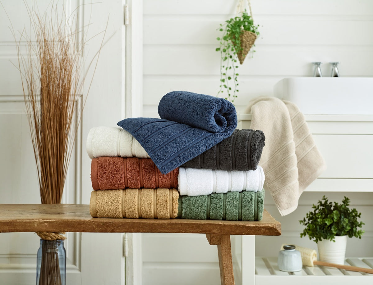 The Lyndon Company Rainham 100% Cotton 600gsm Towels
