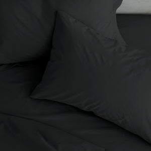 Catherine Lansfield Easy Iron 50% Polyester/50% Combed Cotton 180 Thread Count Percale Black Sheets