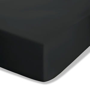 Catherine Lansfield Easy Iron 50% Polyester/50% Combed Cotton 180 Thread Count Percale Black Sheets