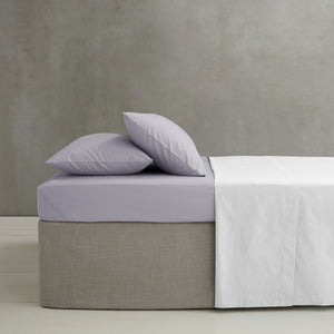 Catherine Lansfield Easy Iron 50% Polyester/50% Combed Cotton 180 Thread Count Percale Lilac Sheets