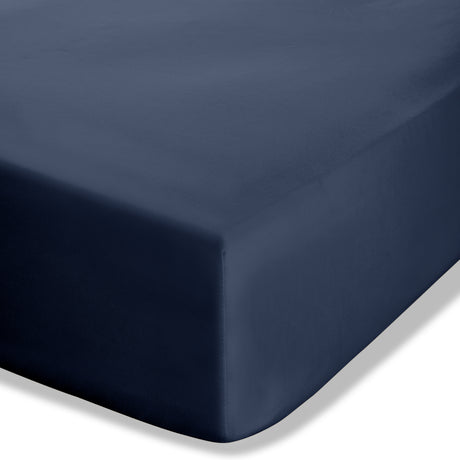 Catherine Lansfield Easy Iron 50% Polyester/50% Combed Cotton 180 Thread Count Percale Navy Sheets