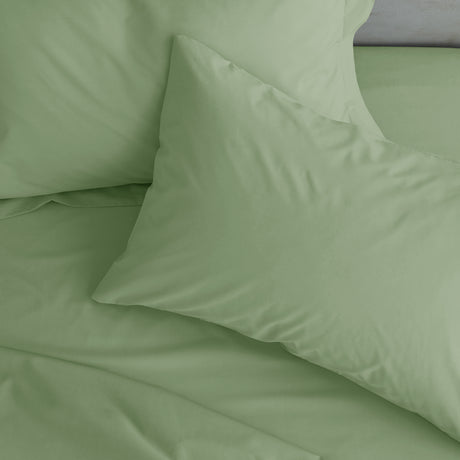 Catherine Lansfield Easy Iron 50% Polyester/50% Combed Cotton 180 Thread Count Percale Sage Sheets