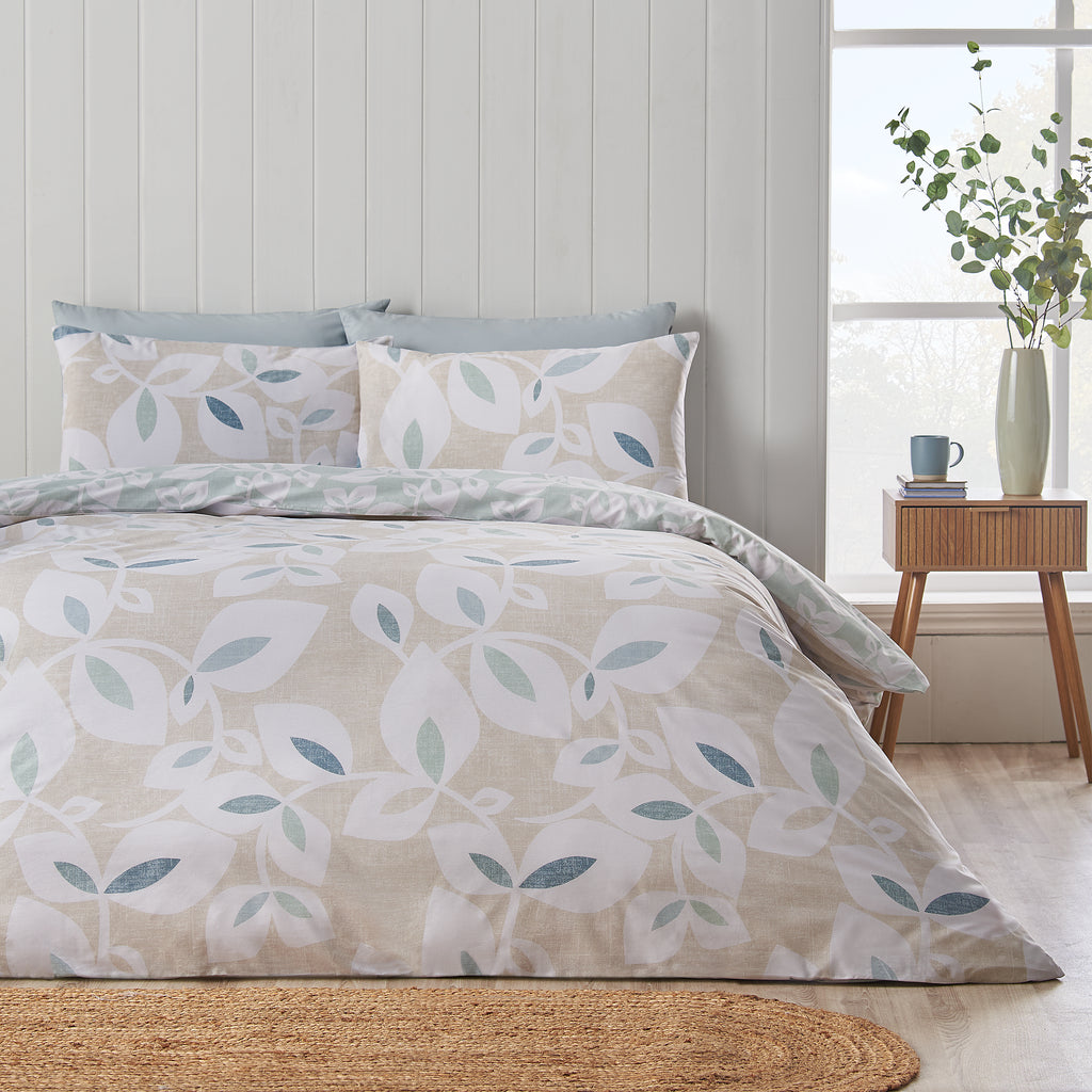 Catherine Lansfield Inga Leaf Natural Duvet Set