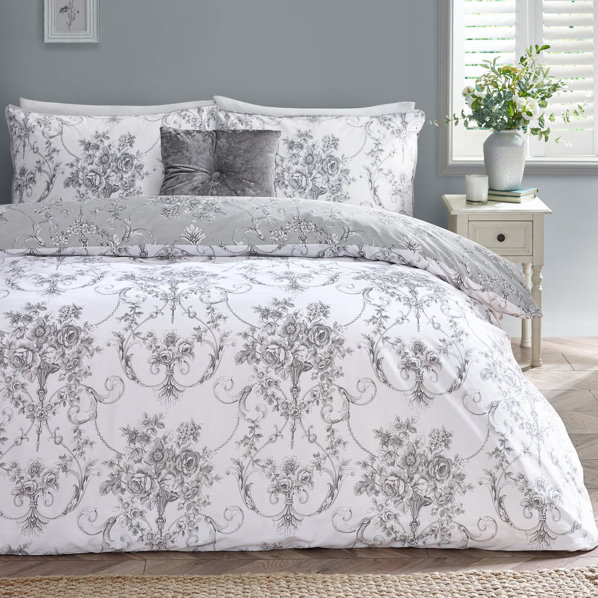 Catherine Lansfield Antoinette Grey Duvet Set
