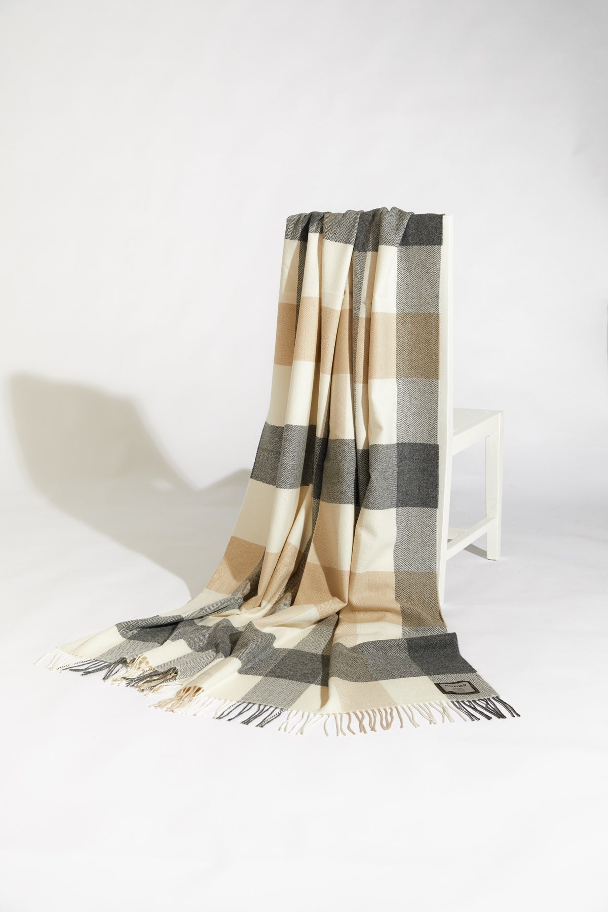Foxford 3387/B2 Lambswool Classic Check 140cm x 180cm Throw