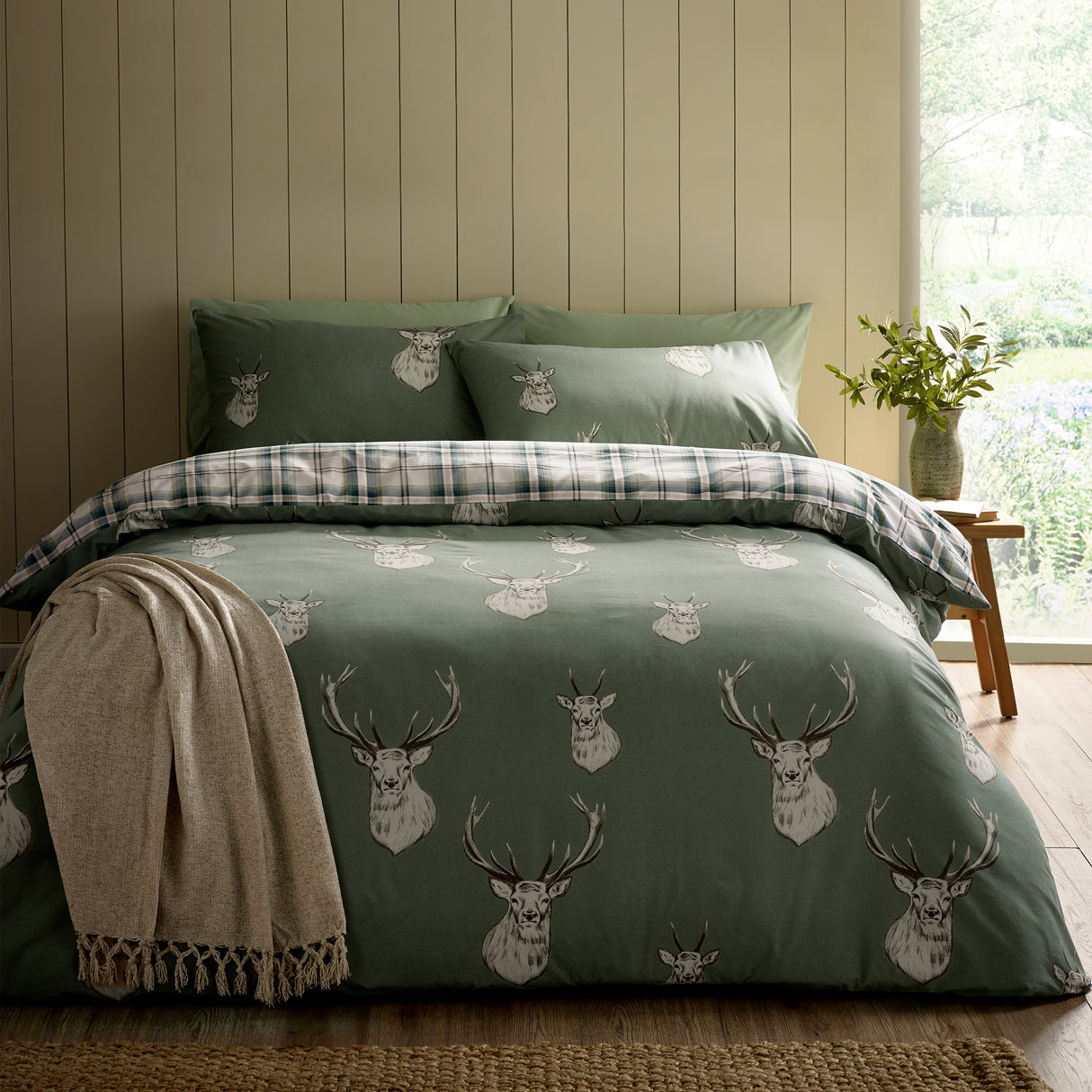 Catherine Lansfield Stag Duvet Set
