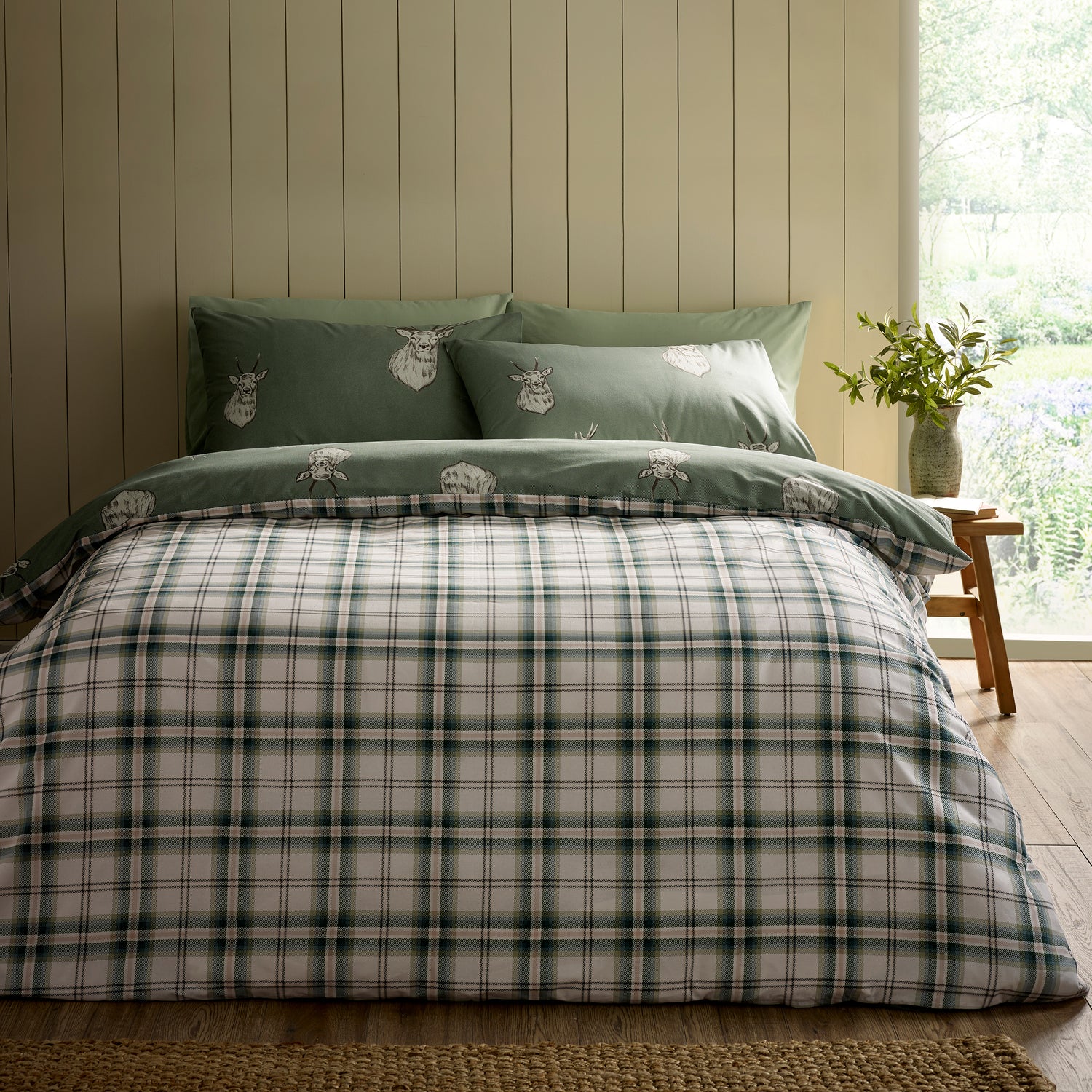 Catherine Lansfield Stag Duvet Set
