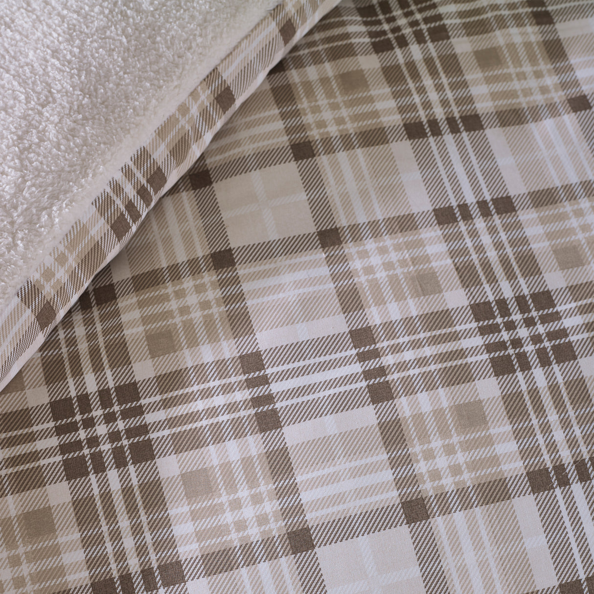Catherine Lansfield Cosy Sherpa Check Duvet Set