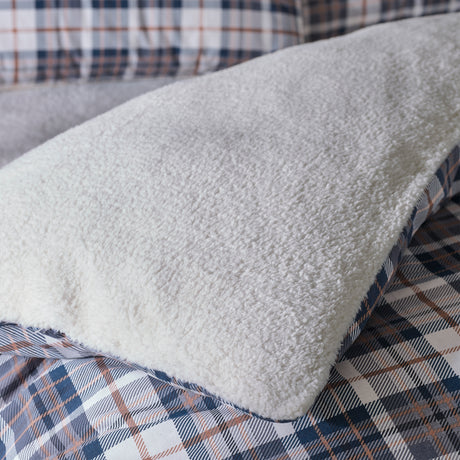 Catherine Lansfield Cosy Sherpa Check Duvet Set