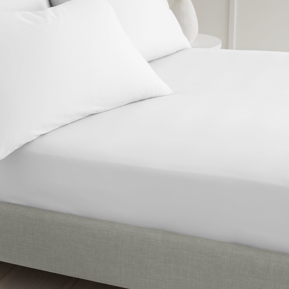 Bianca 200 Thread Count 100% Cotton Percale White Sheets