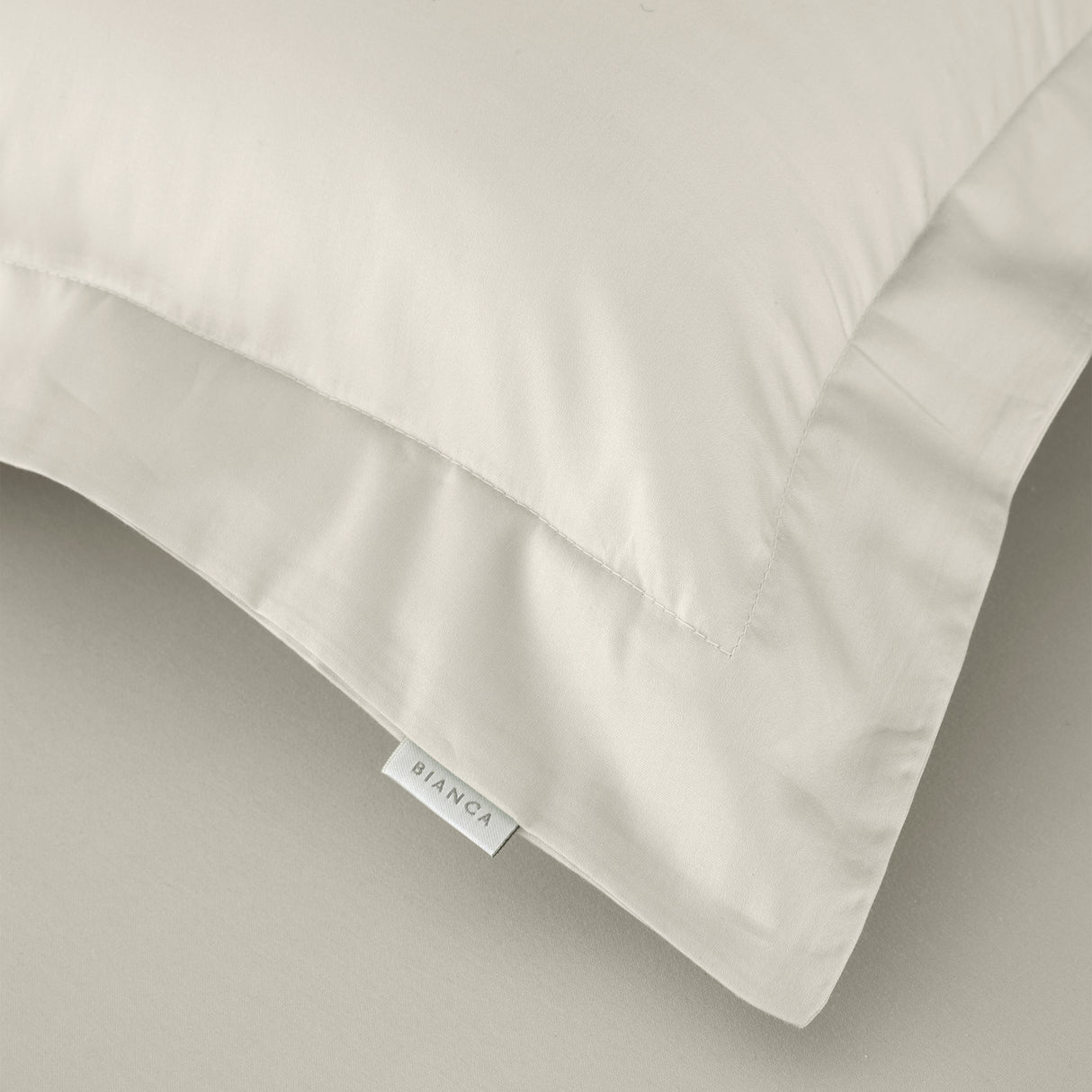 Bianca 400 Thread Count 100% Pure Cotton Sateen Oyster Sheets