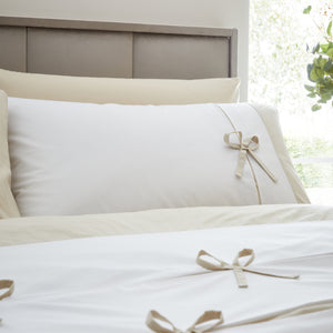 Catherine Lansfield Milo Bow Natural Duvet Set
