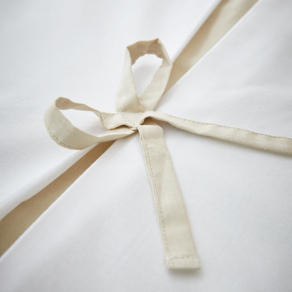 Catherine Lansfield Milo Bow Natural Duvet Set