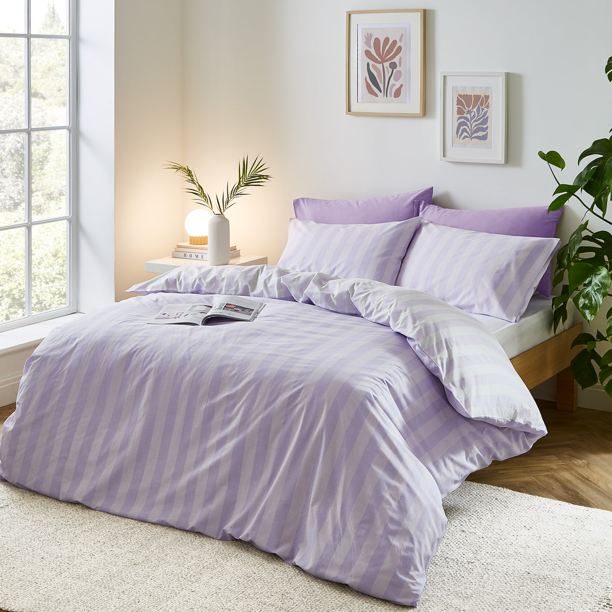 SASSY B_ Stripe Tease Duvet Set