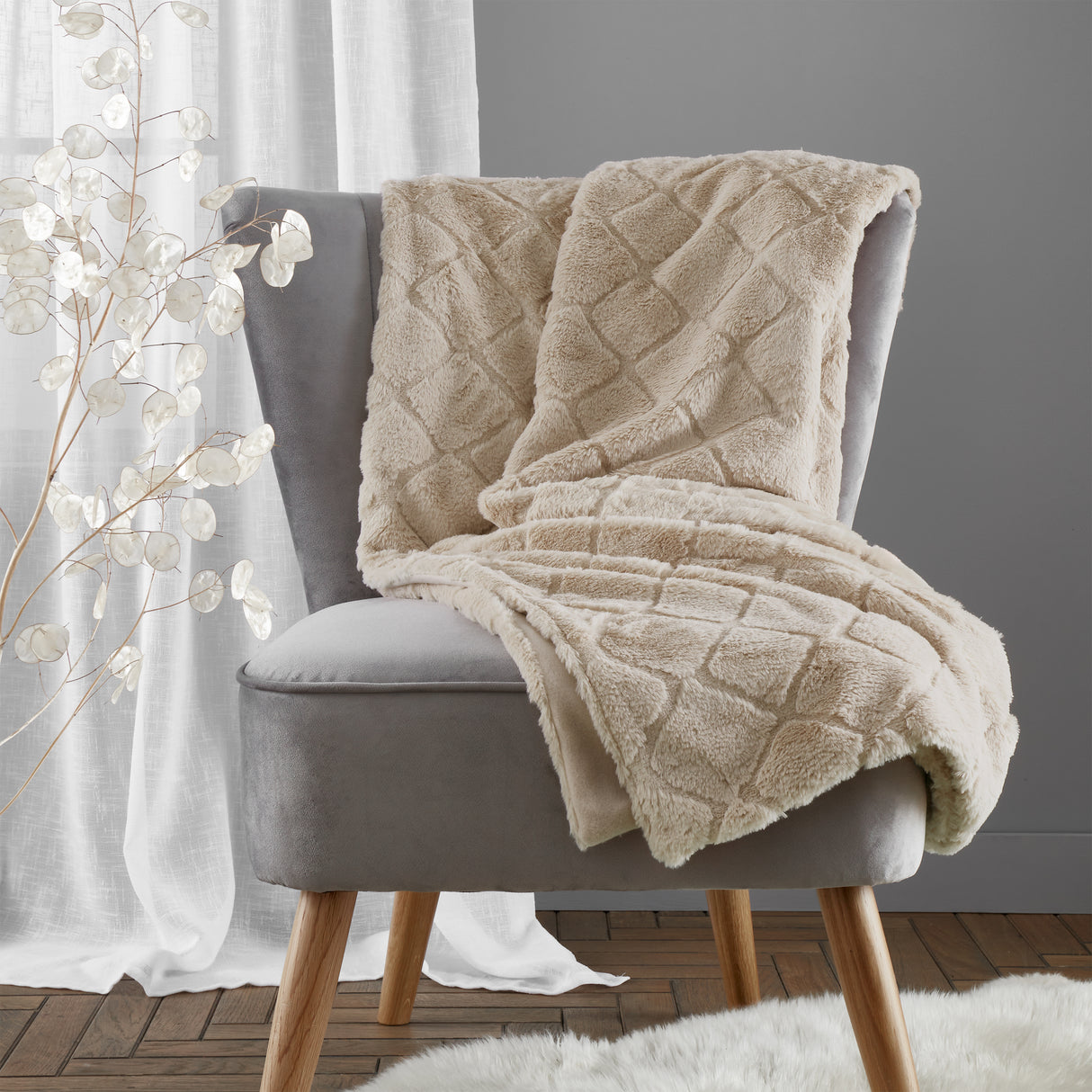 Catherine Lansfield Cosy Diamond Accessories