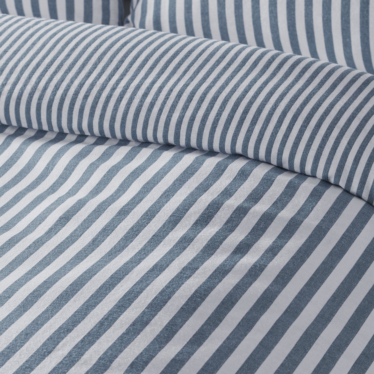 Catherine Lansfield Stripe 100% Brushed Cotton Duvet Set