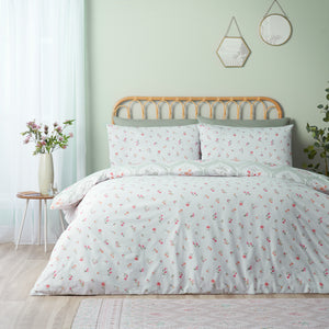 Catherine Lansfield Cameo Floral Soft Green Duvet Set