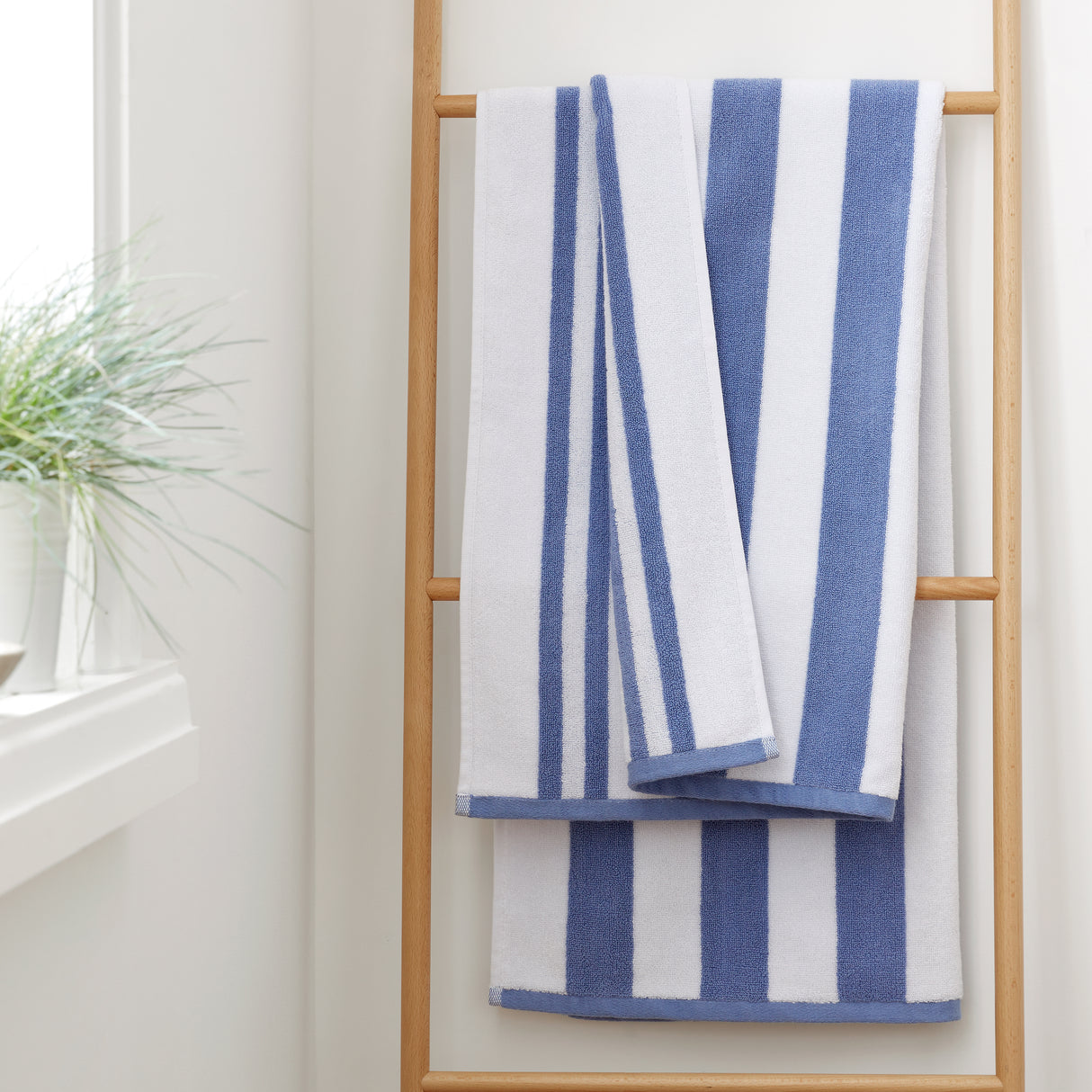 Bianca Reversible Stripe Jacquard 100% Pure Cotton 600gsm Blue Towels