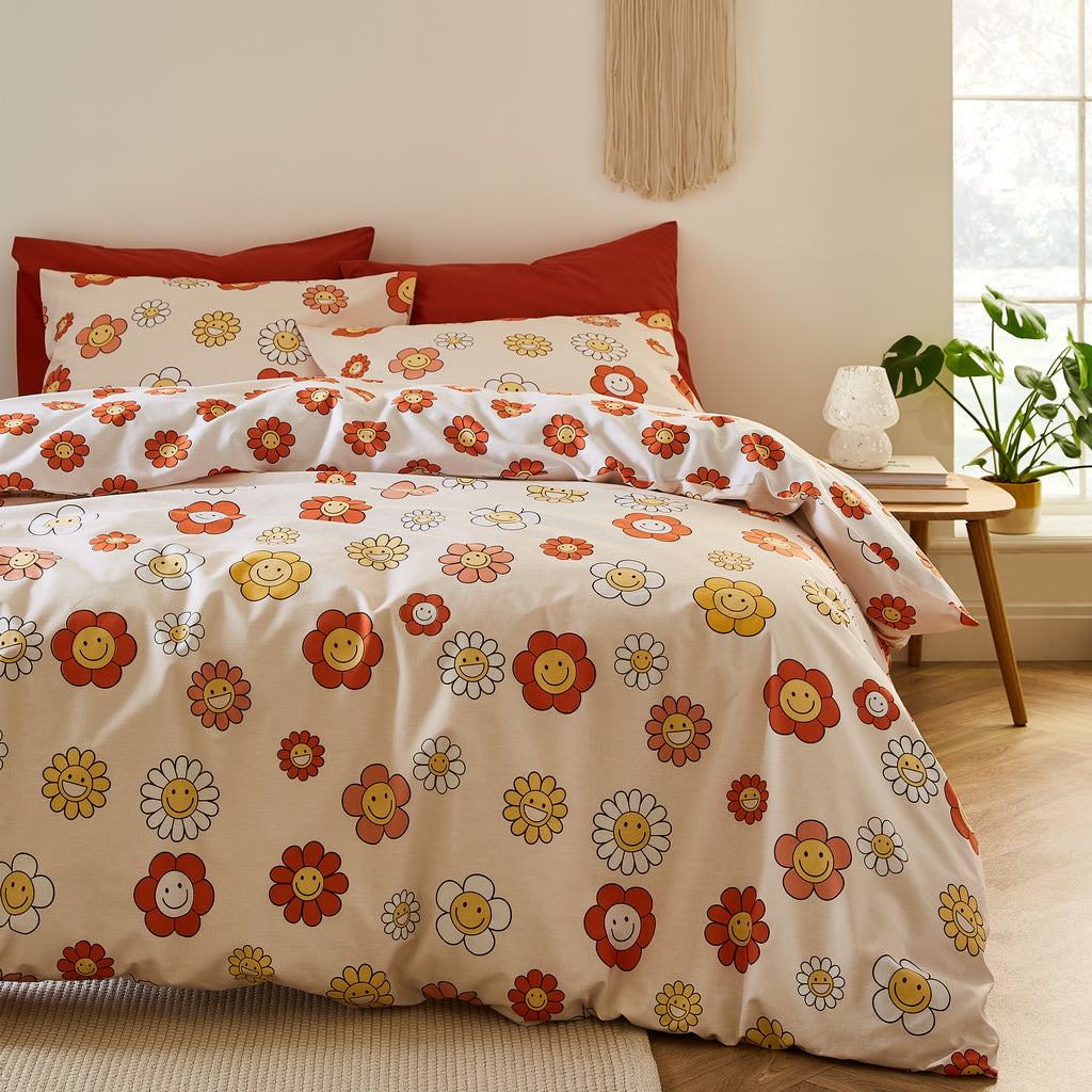 SASSY B_ Groovy Floral Natural Duvet Set