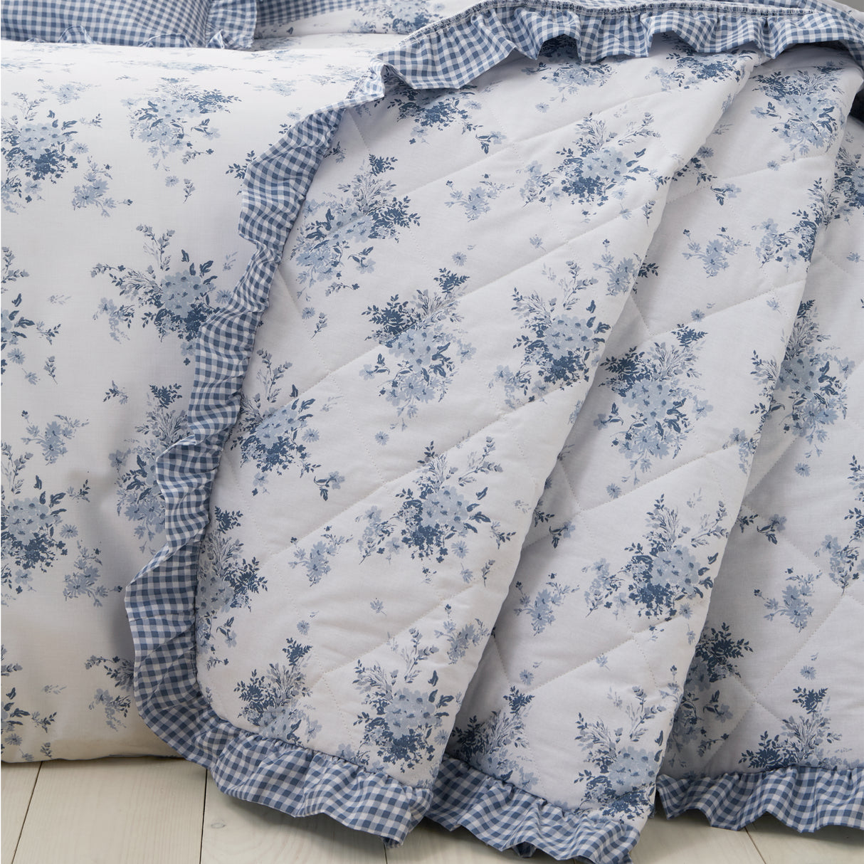 Catherine Lansfield Lucie Floral Blue Duvet Set