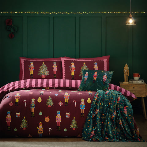Catherine Lansfield Christmas Nutcracker Stripe Plum Duvet Set