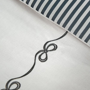 Catherine Lansfield Bow Embroidery Duvet Set
