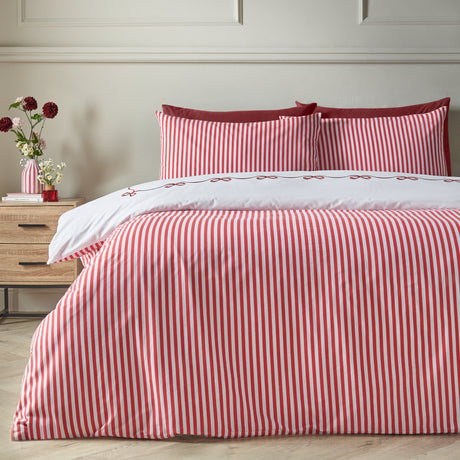 Catherine Lansfield Bow Embroidery Duvet Set