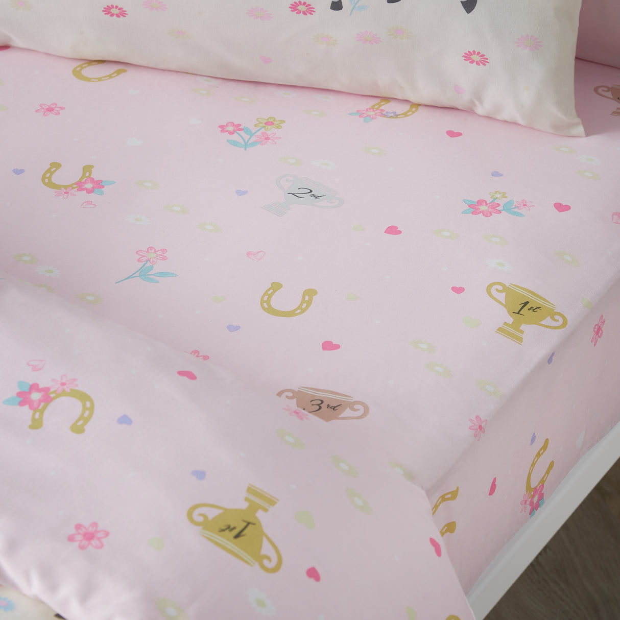 Catherine Lansfield Kids Happy Horses Cream/Pink Duvet Set