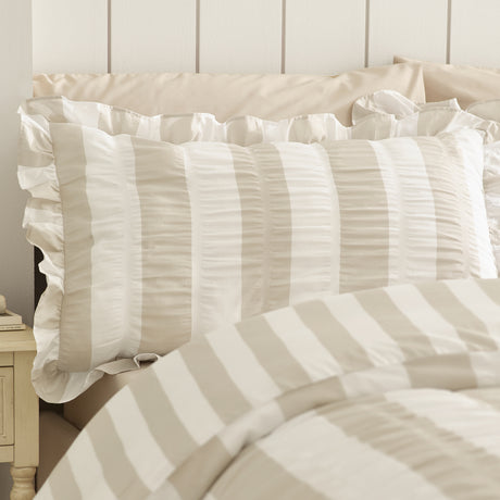 Catherine Lansfield Seersucker Frill Stripe