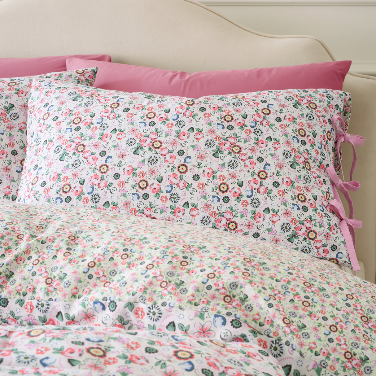 Cath Kidston Pearly Queen Ditsy Pink Duvet Set