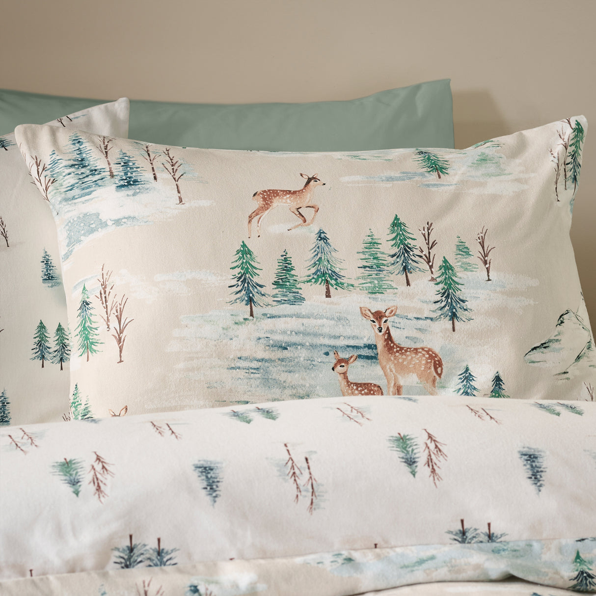 Catherine Lansfield Christmas Deer Natural 100% Brushed Cotton Duvet Set