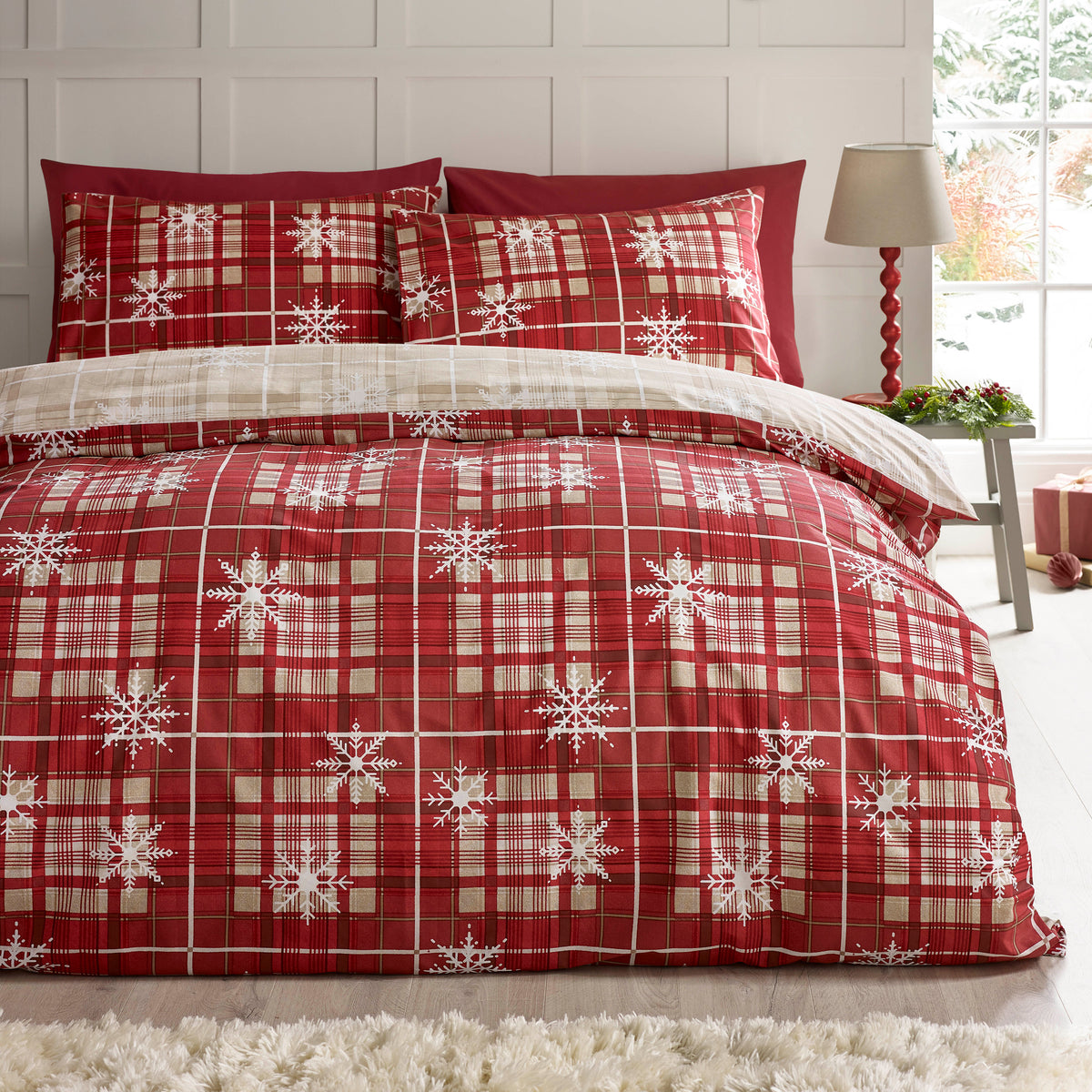 Catherine Lansfield Christmas Scandi Check Red Duvet Set