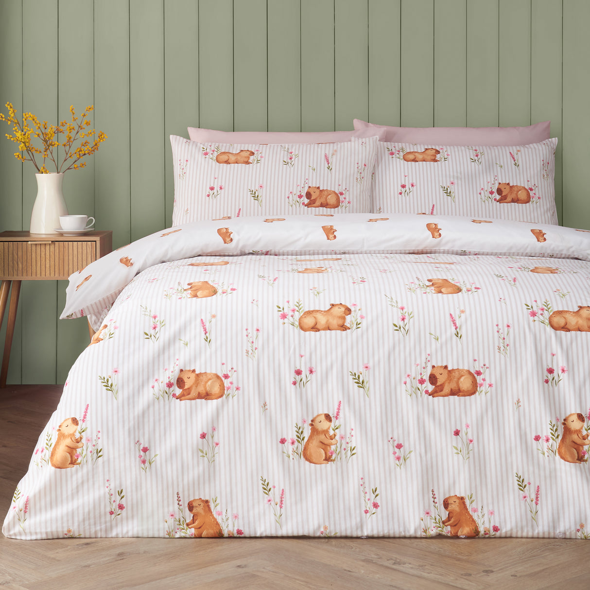 Catherine Lansfield Happy Capybara Natural Duvet Set