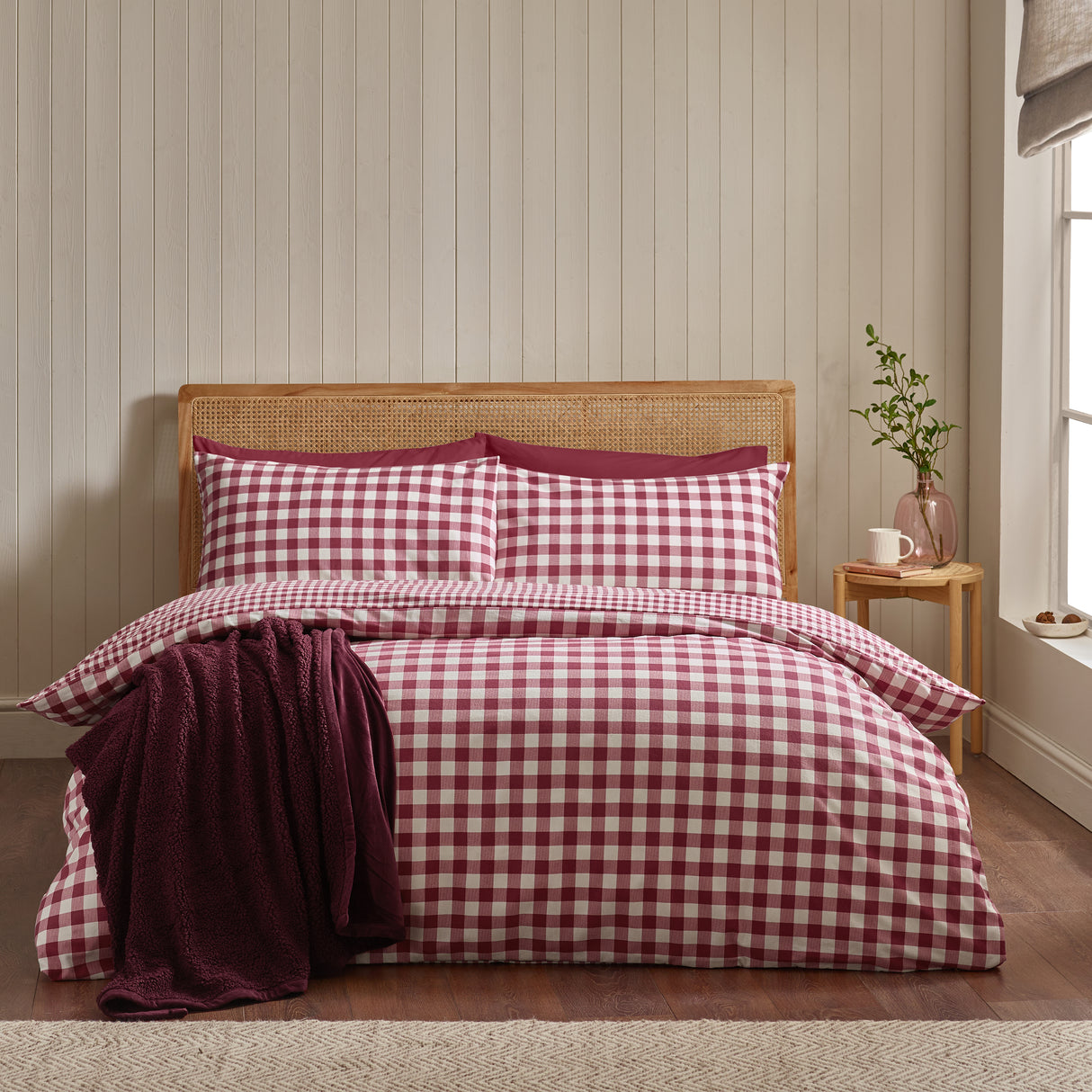 Catherine Lansfield Gingham Burgundy 100% Brushed Cotton Duvet Set