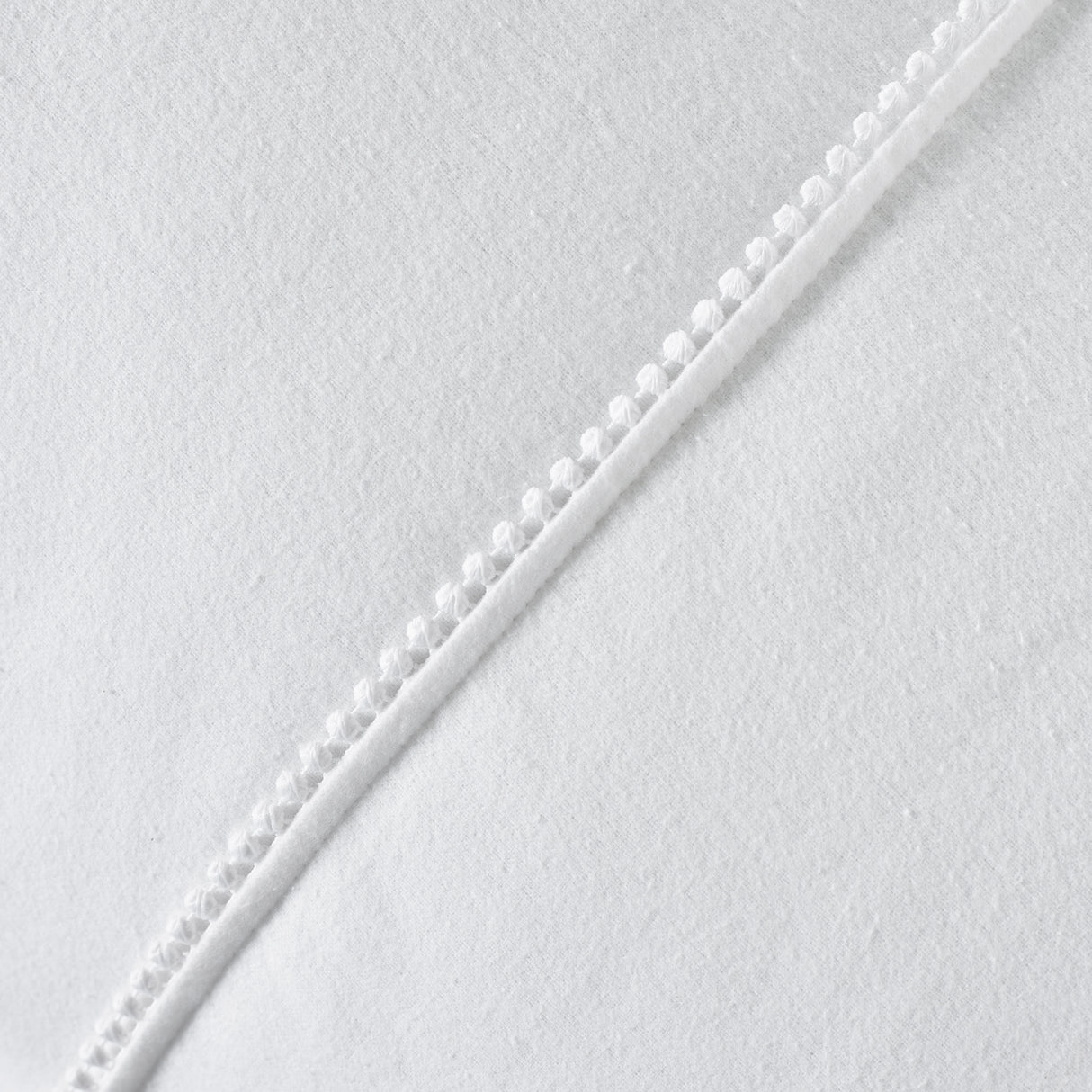 Catherine Lansfield Pom Pom White 100% Brushed Cotton Duvet Set