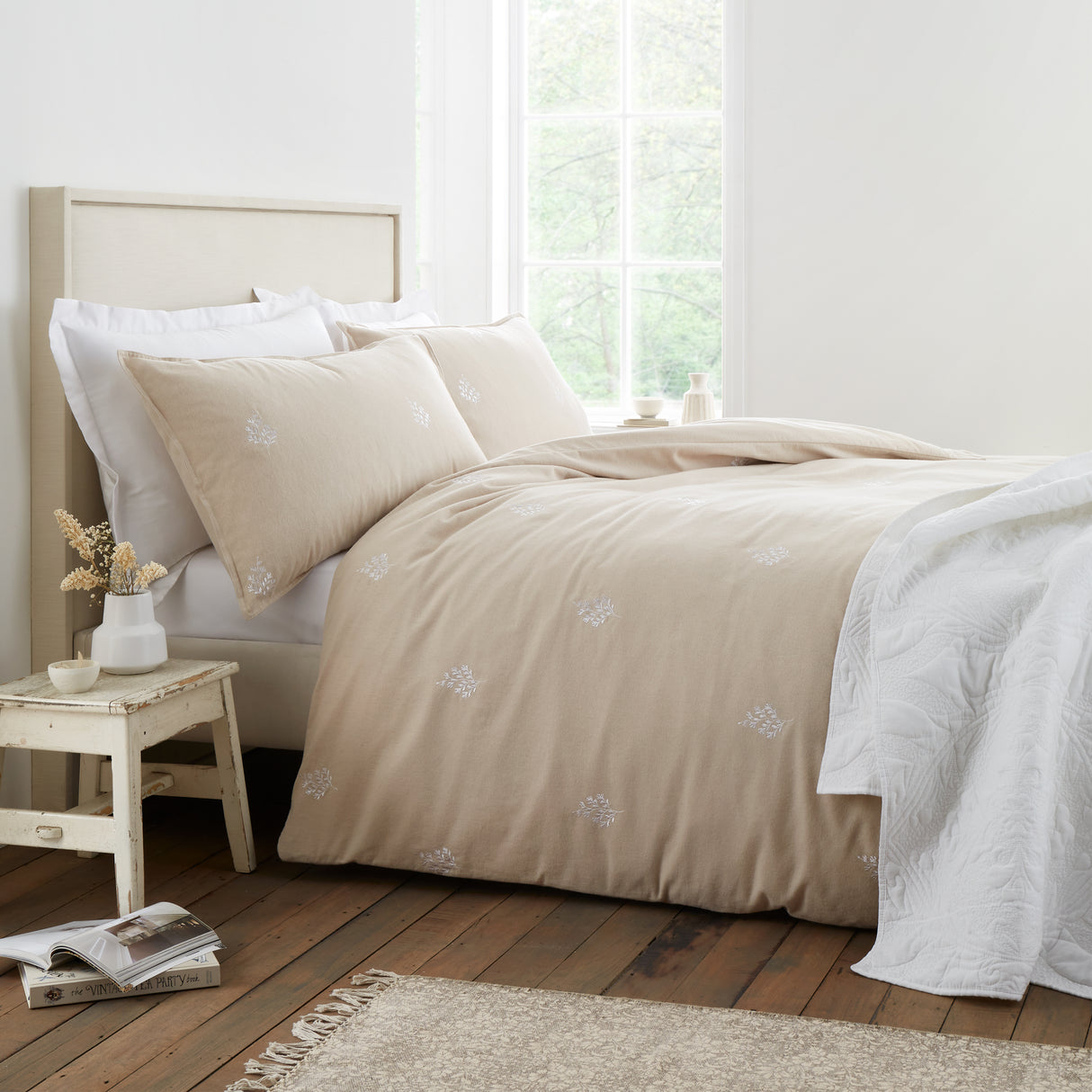 Bianca Fine Linens Leaf Embroidery Natural 100% Brushed Cotton Duvet Set