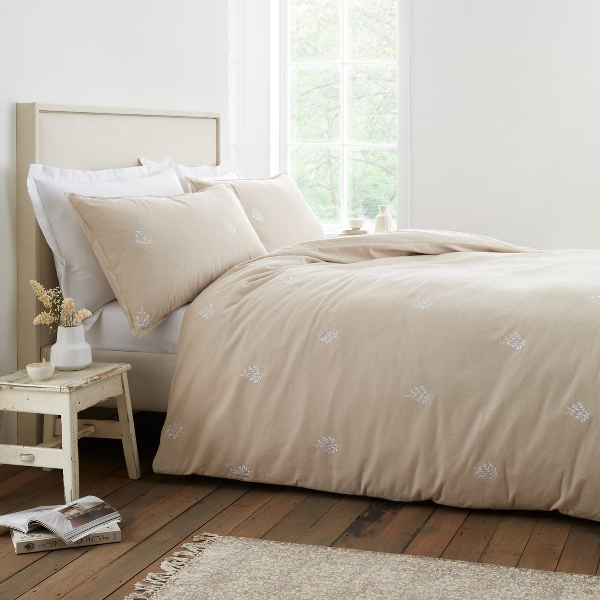 Bianca Fine Linens Leaf Embroidery Natural 100% Brushed Cotton Duvet Set